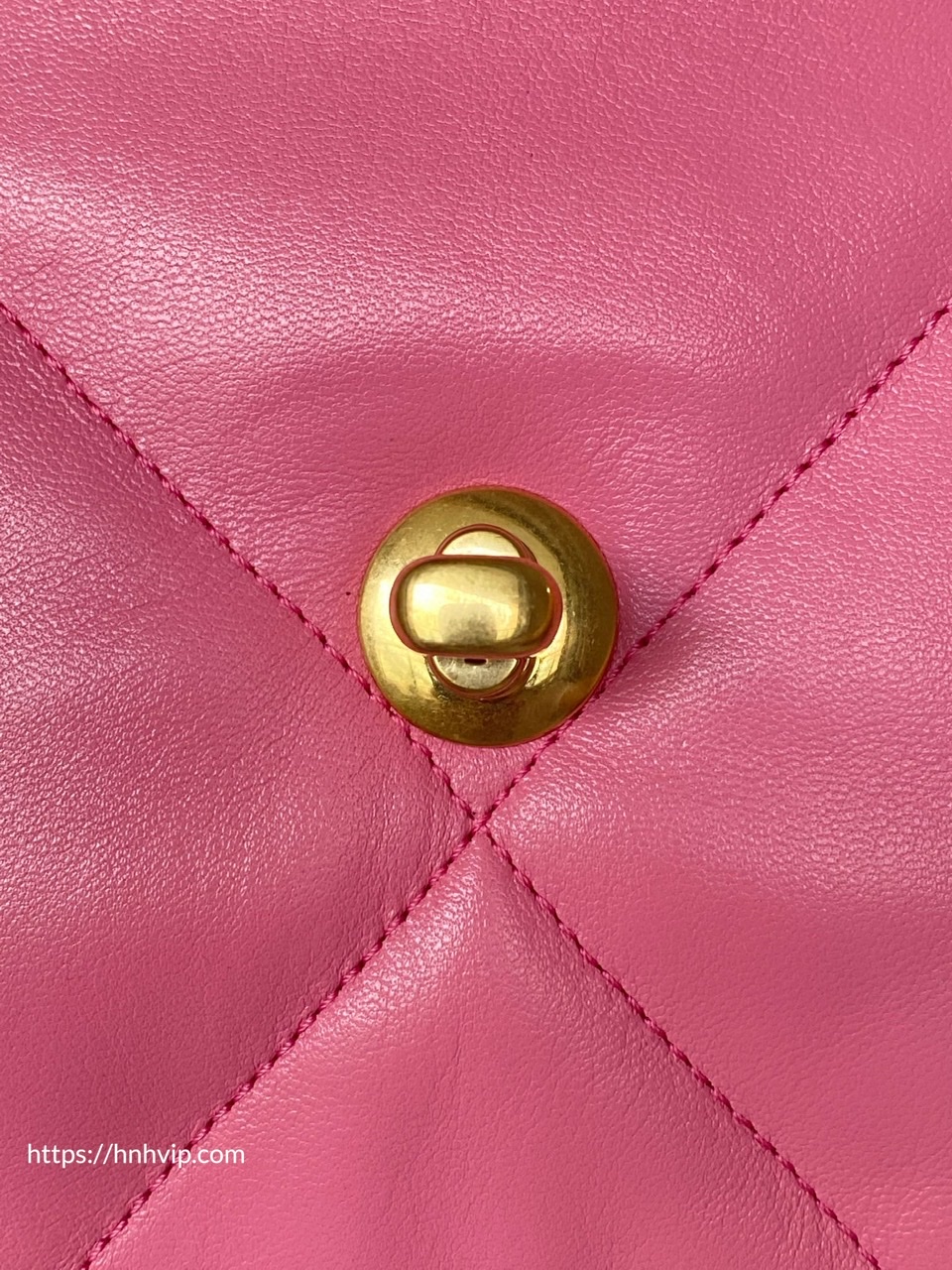 CHANEL 19 HANDBAG