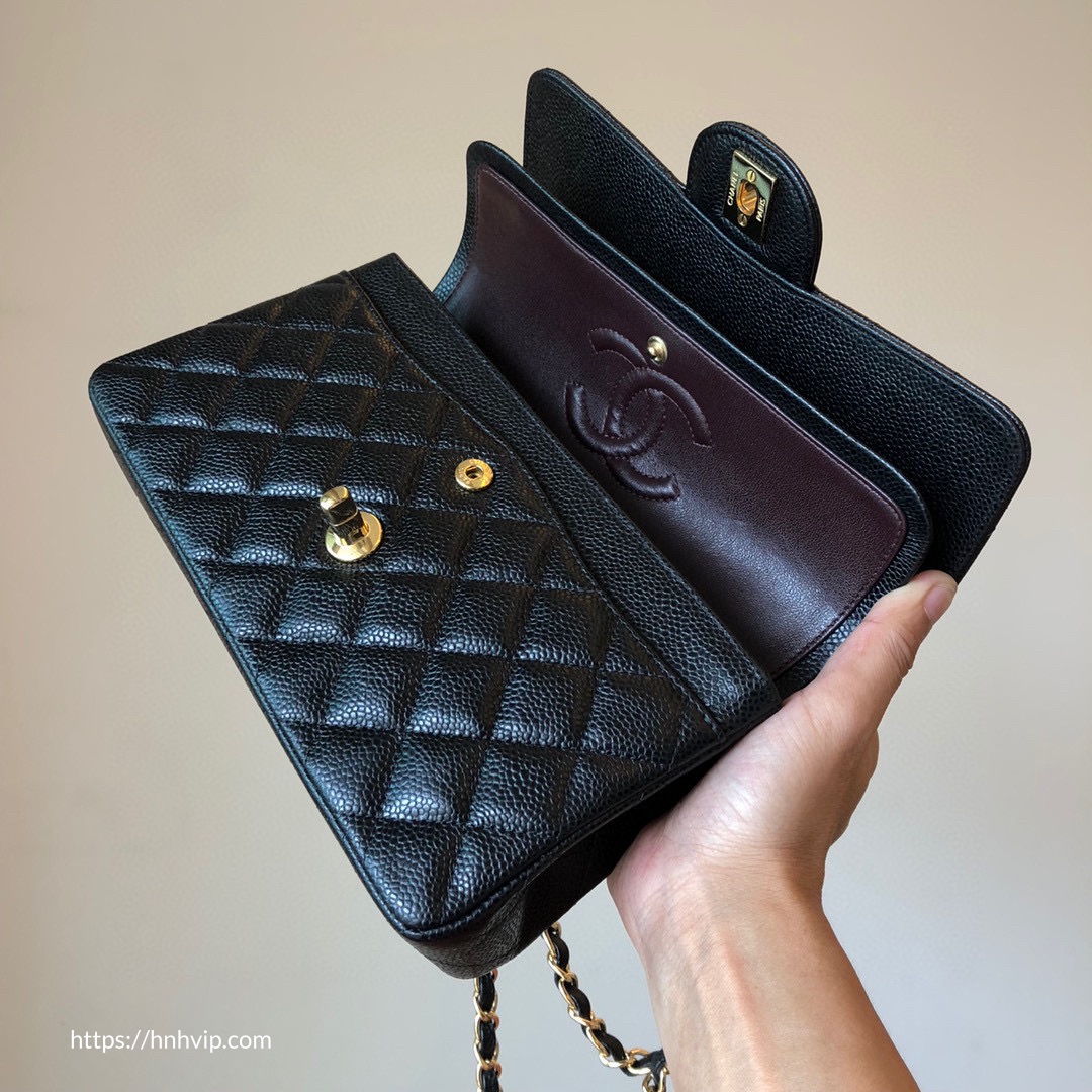 Chanel Classic Flap Bag 23cm