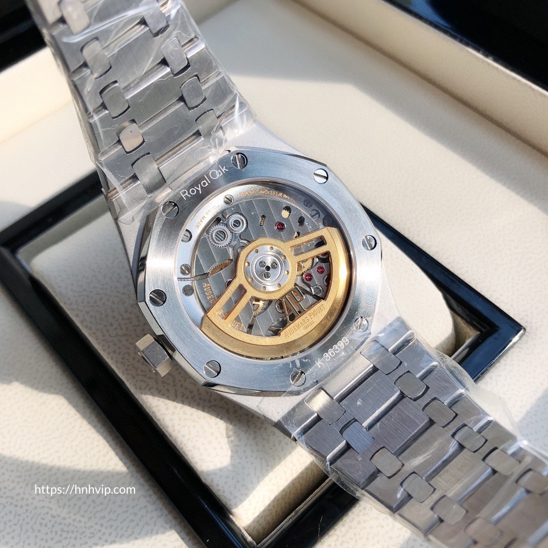 Audemars Piguet Royal Oak 15500ST.OO.1220ST.01