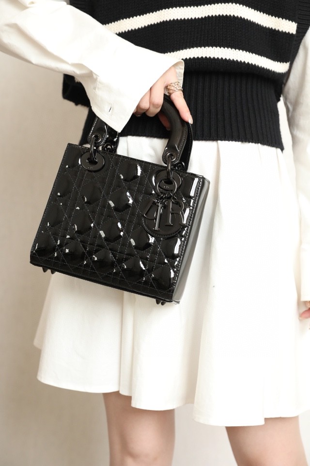 DIOR Small Lady Dior Bag Black Ultraglossy Patent Cannage Calfskin