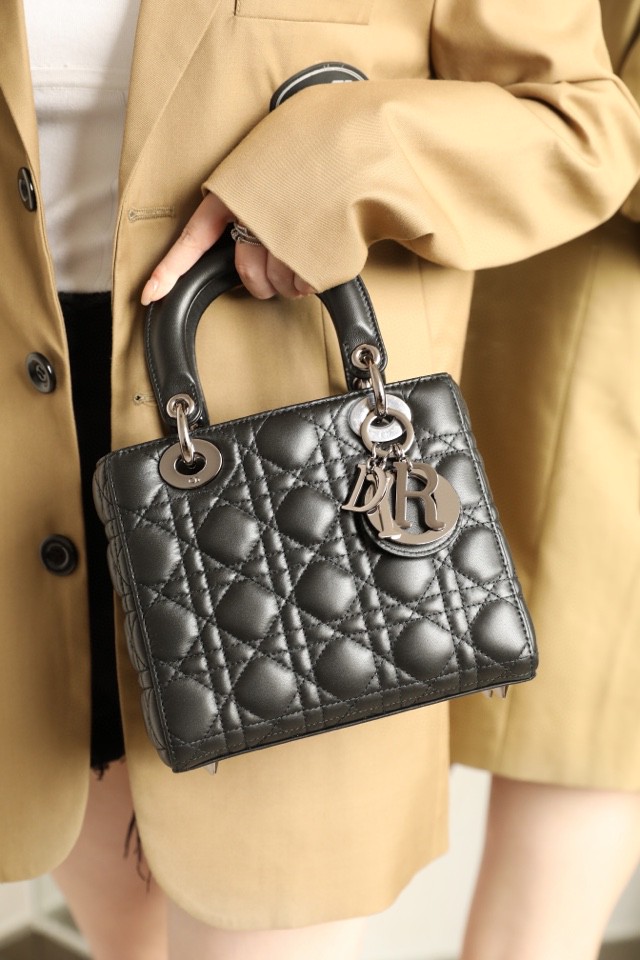 Dior SMALL LADY DIOR MY ABCDIOR BAGBlack Cannage Lambskin M0538BCAL_M900