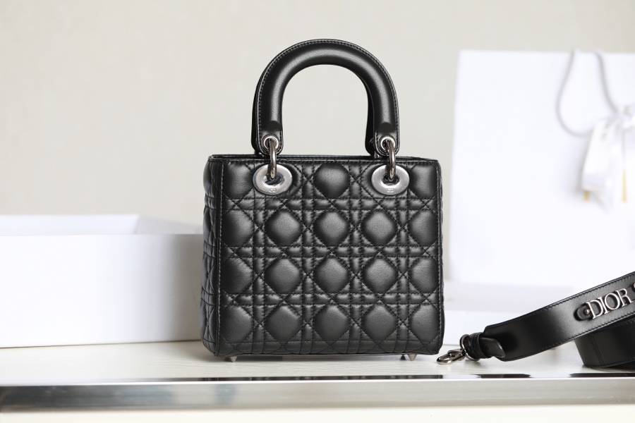 Dior SMALL LADY DIOR MY ABCDIOR BAGBlack Cannage Lambskin M0538BCAL_M900