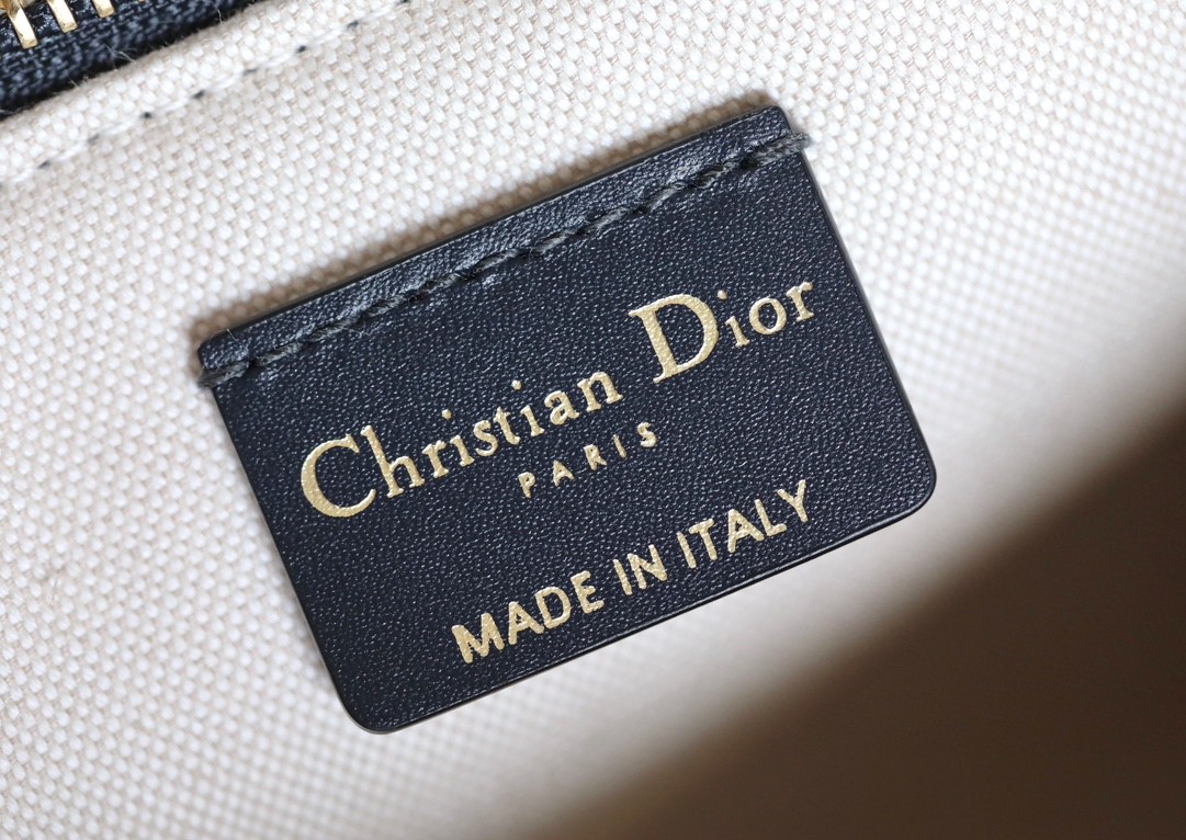 DIOR CLUB BAGBlue Dior Oblique Jacquard M2252OTZQ