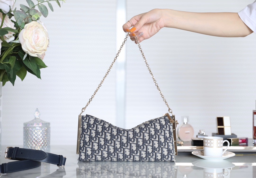 DIOR CLUB BAGBlue Dior Oblique Jacquard M2252OTZQ