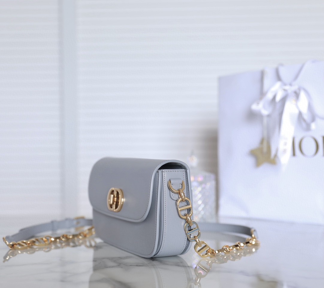 Dior 30 MONTAIGNE AVENUE BAG Ethereal Gray Box Calfskin M9260UMOA