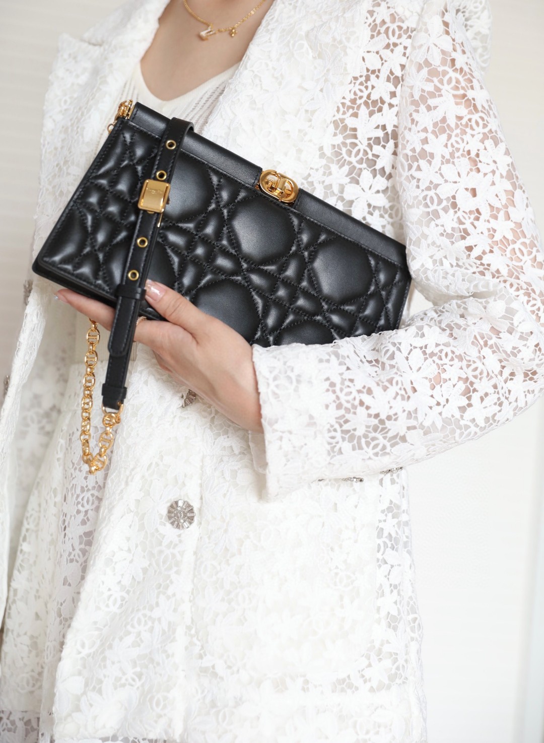 Dior Caro Colle Noire Clutch With Chain Black Cannage S5166UDBB