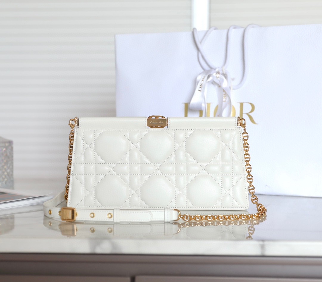 Dior Caro Colle Latte Clutch With Chain Black Cannage S5166UDBB