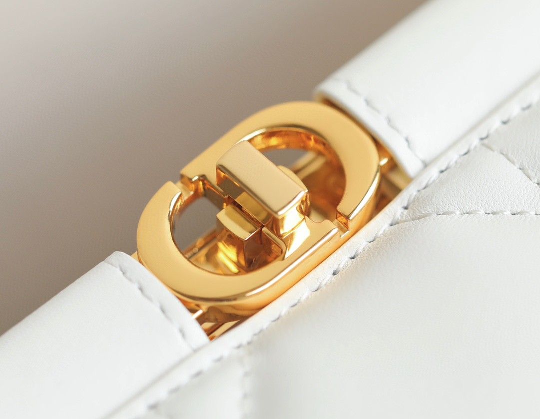 Dior Caro Colle Latte Clutch With Chain Black Cannage S5166UDBB