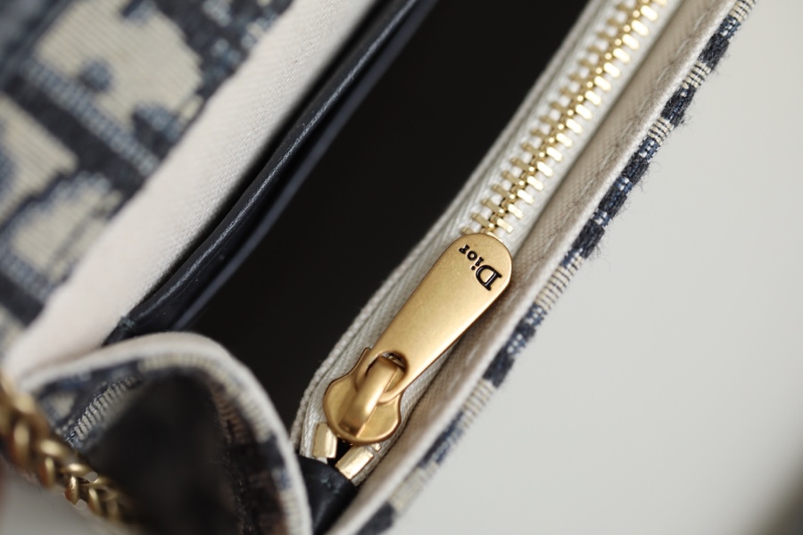 Dior SADDLE POUCH WITH CHAIN Blue Dior Oblique Jacquard S5907CTZQ_M928