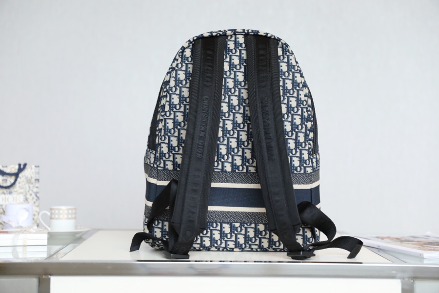 Dior DIORTRAVEL BACKPACK Blue Dior Oblique Jacquard M6104STZQ_M928