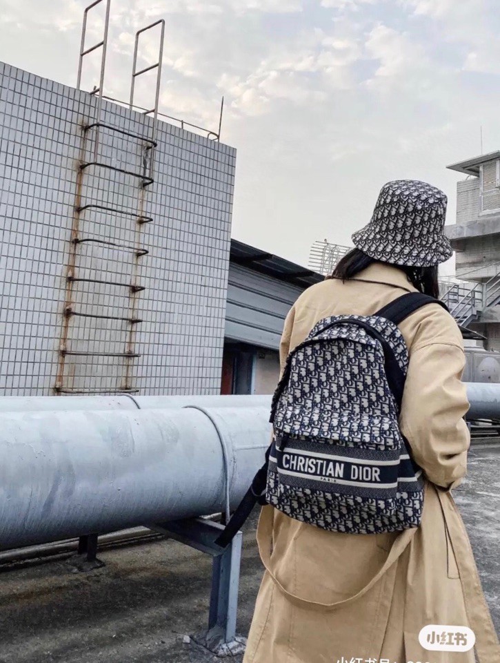 Dior DIORTRAVEL BACKPACK Blue Dior Oblique Jacquard M6104STZQ_M928