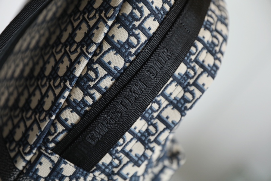 Dior DIORTRAVEL BACKPACK Blue Dior Oblique Jacquard M6104STZQ_M928