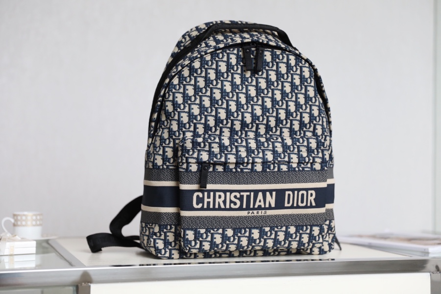 Dior DIORTRAVEL BACKPACK Blue Dior Oblique Jacquard M6104STZQ_M928