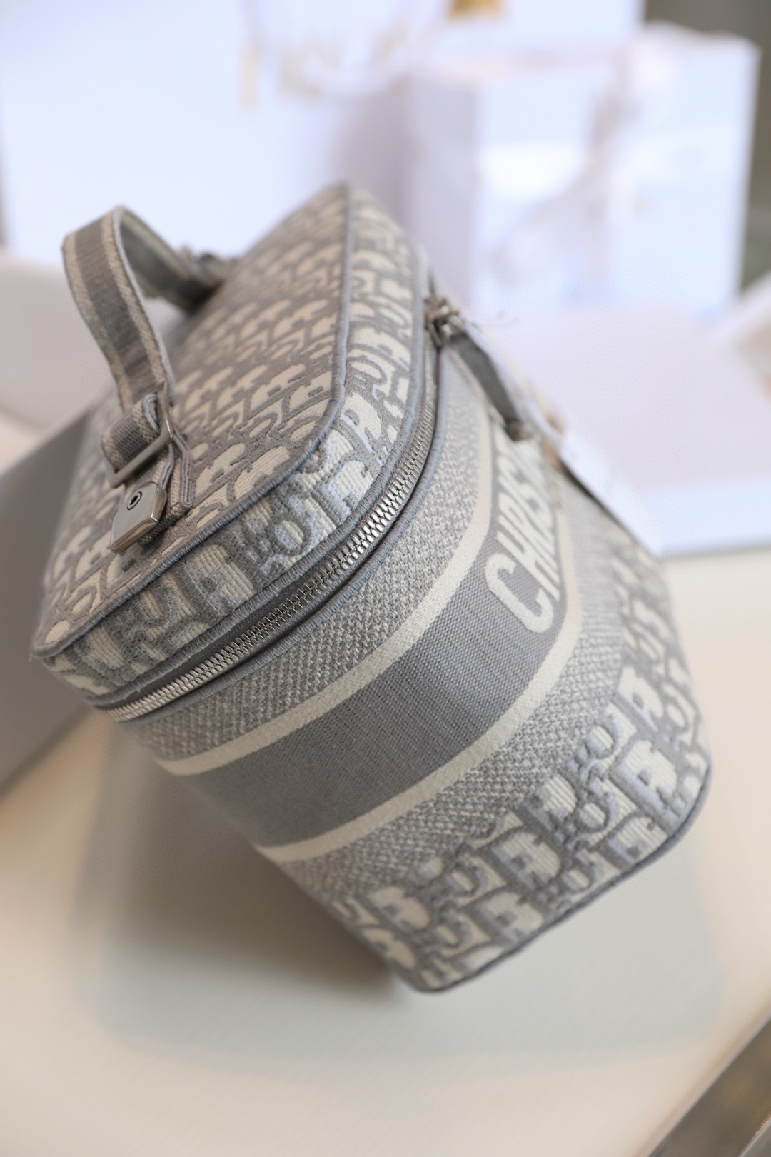 DIOR DIORTRAVEL OBLIQUE VANITY S5480VTDT