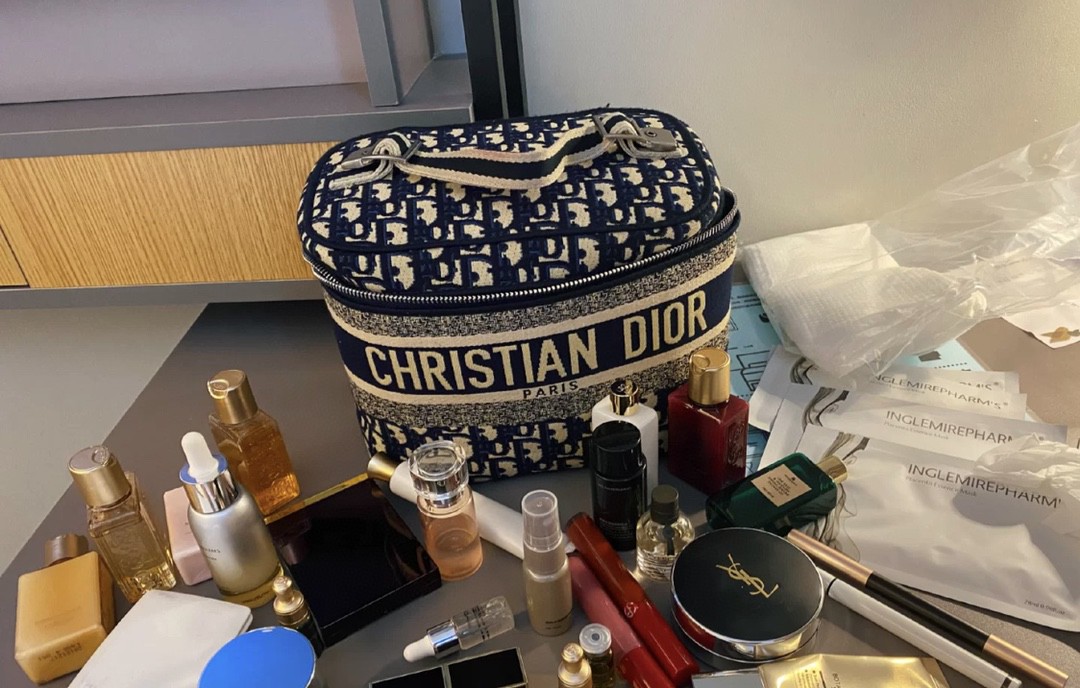 DIOR DIORTRAVEL OBLIQUE VANITY