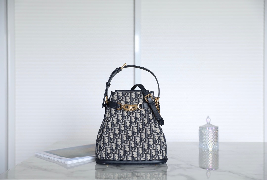 DIOR MEDIUM C'EST DIOR BAGBlue Dior Oblique Jacquard M2271UTZQ