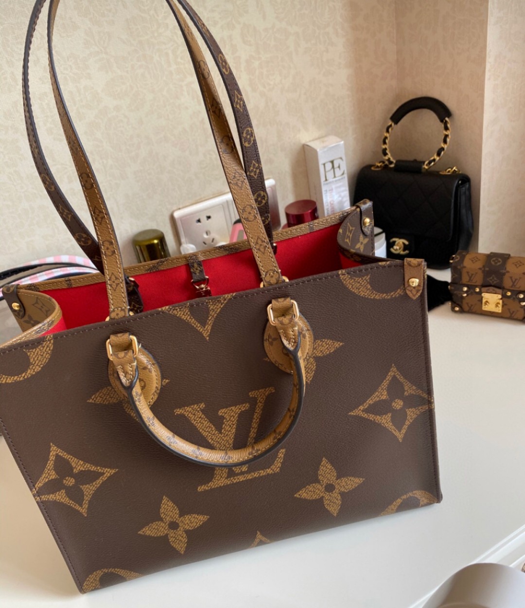 Louis Vuitton M45039 Onthego MM