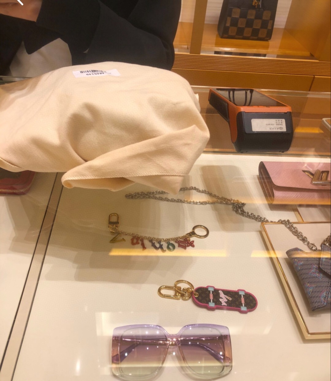 LOUIS VUITTON M52294 BOITE CHAPEAU