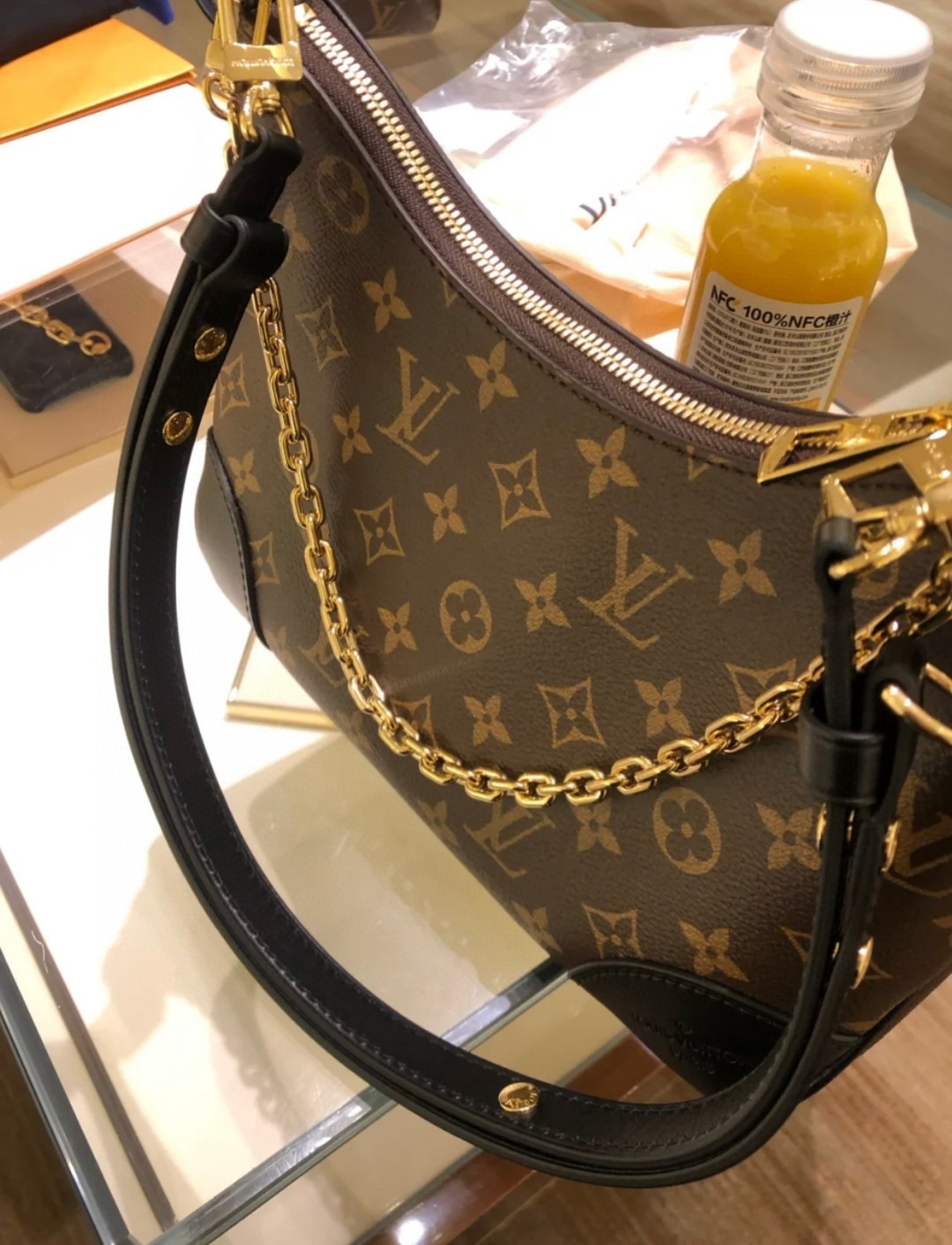 LOUIS VUITTON M45831 Boulogne Bag