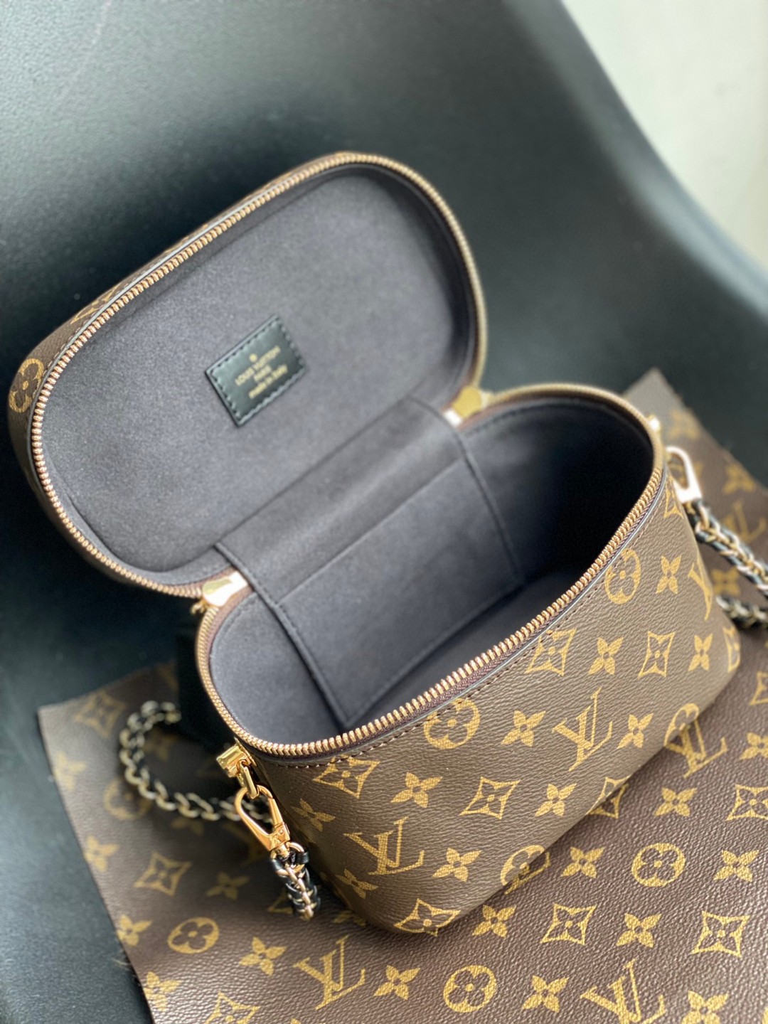 Louis Vuitton M45165 VANITY pm bag