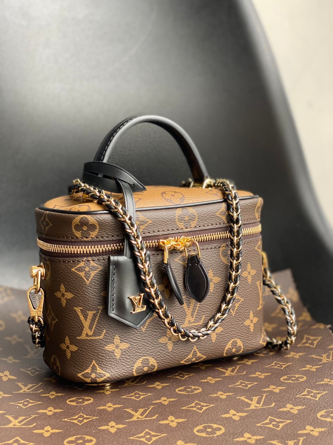 Louis Vuitton M45165 VANITY pm bag
