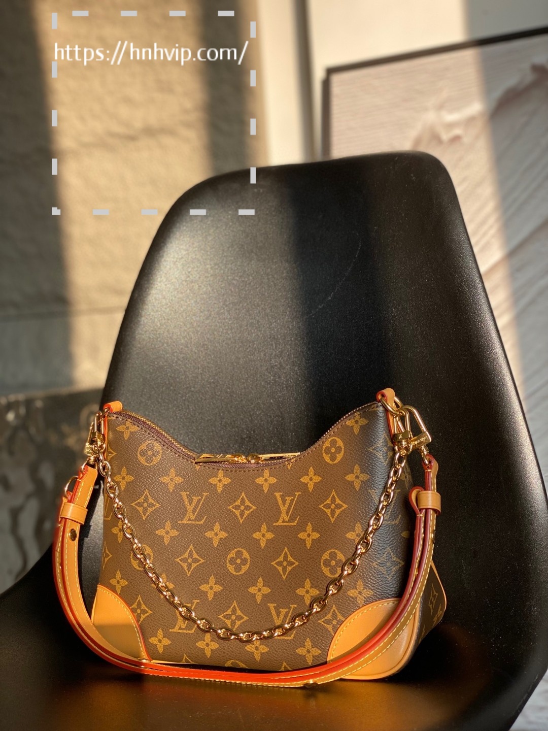 LOUIS VUITTON M45832 Boulogne Bag