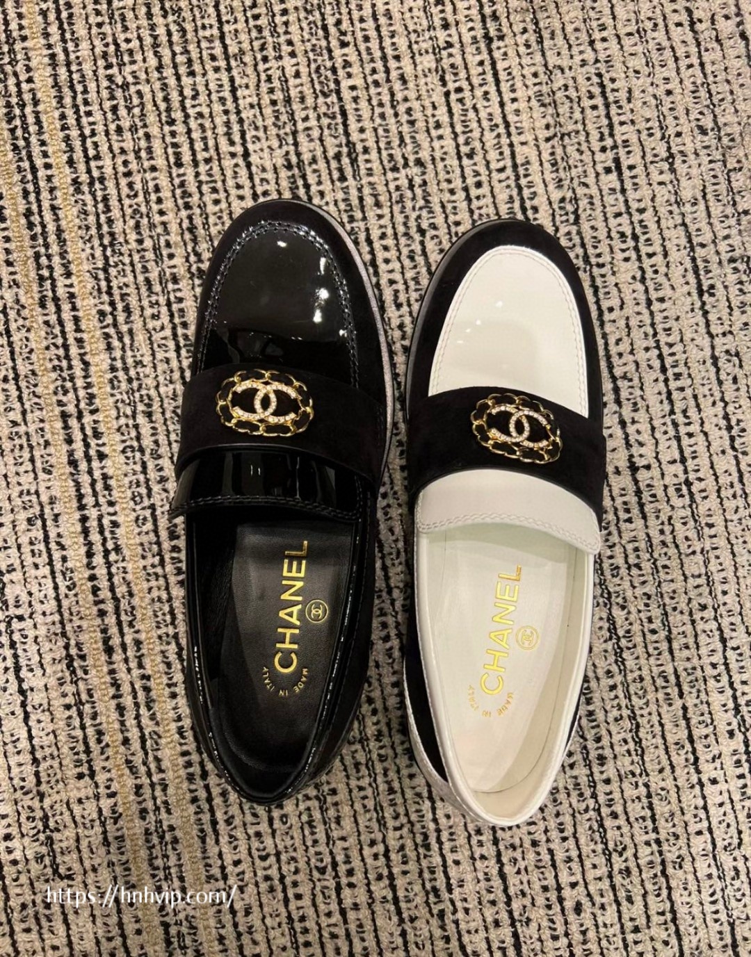 CHANEL Loafers Black and white Patent Calfskin G39606