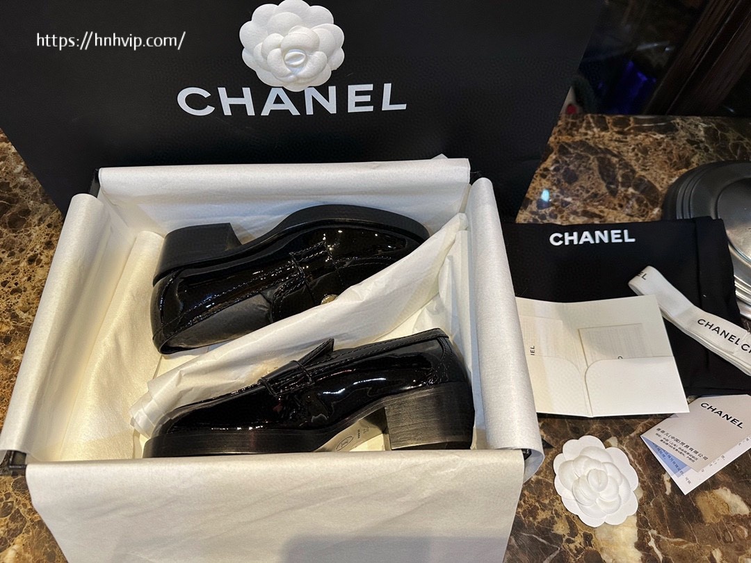CHANEL Loafers Black Patent Calfskin G39697