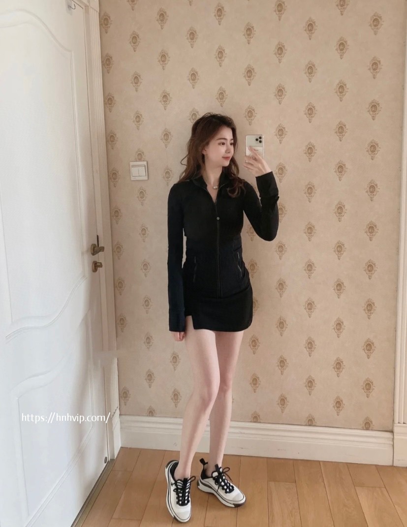 Chanel Black and White Suede Calfskin Sneaker G39070