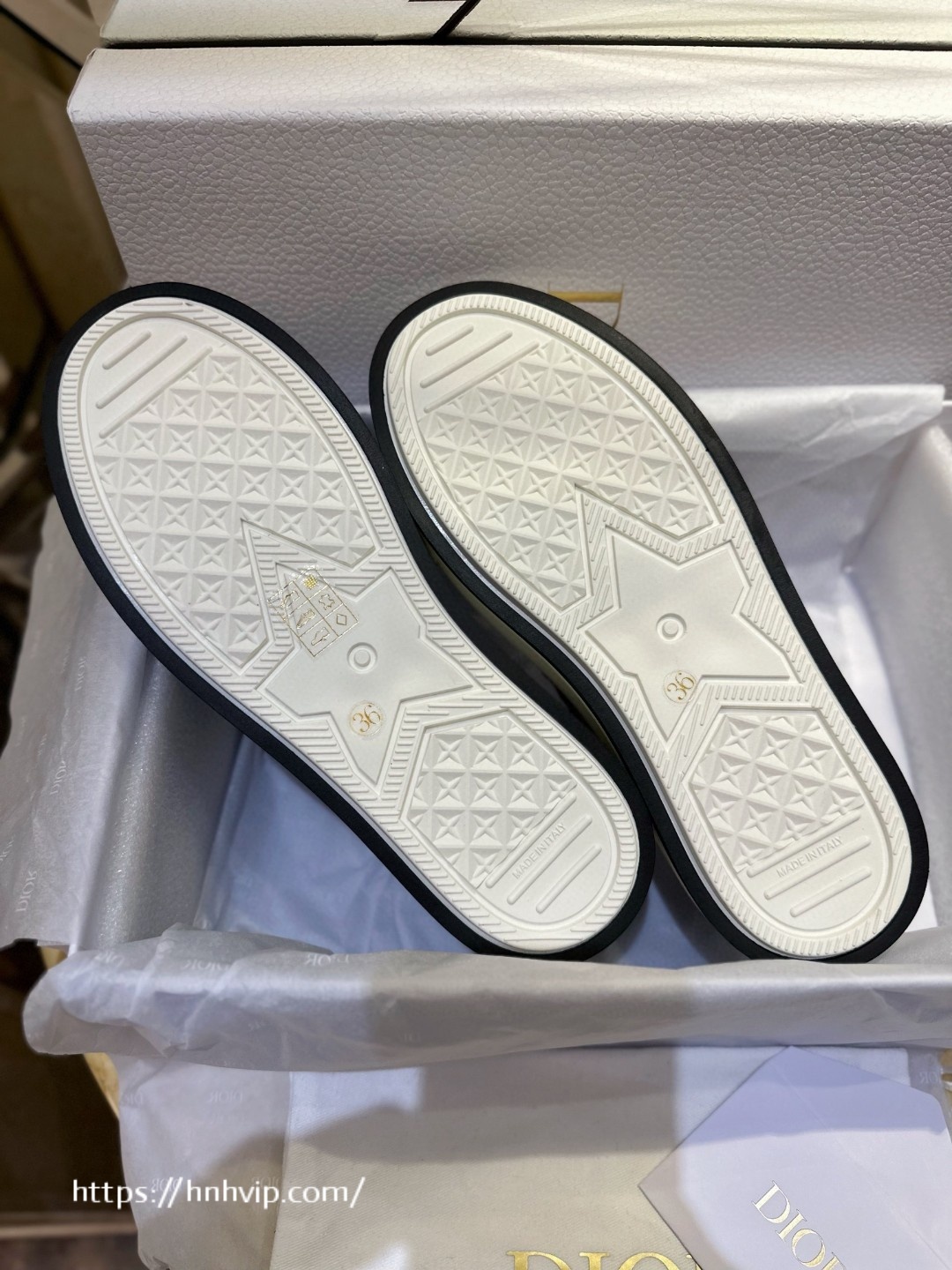 Dior WALK'N'DIOR PLATFORM SNEAKER Deep Blue Dior Oblique Embroidered Cotton