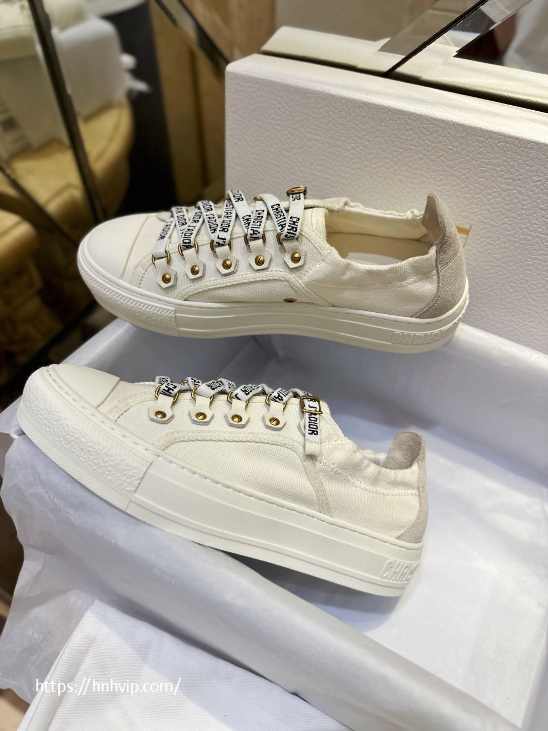 Dior WALK'N'DIOR SNEAKER White Canvas and Suede Calfskin