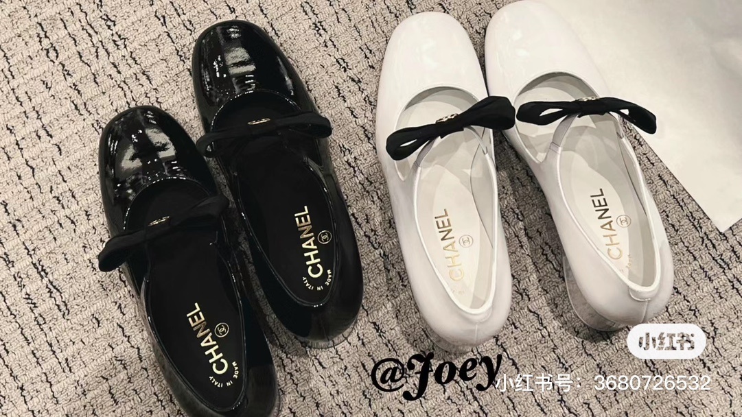 CHANEL G45356 MARY JANES Patent Calfskin & Grosgrain Black