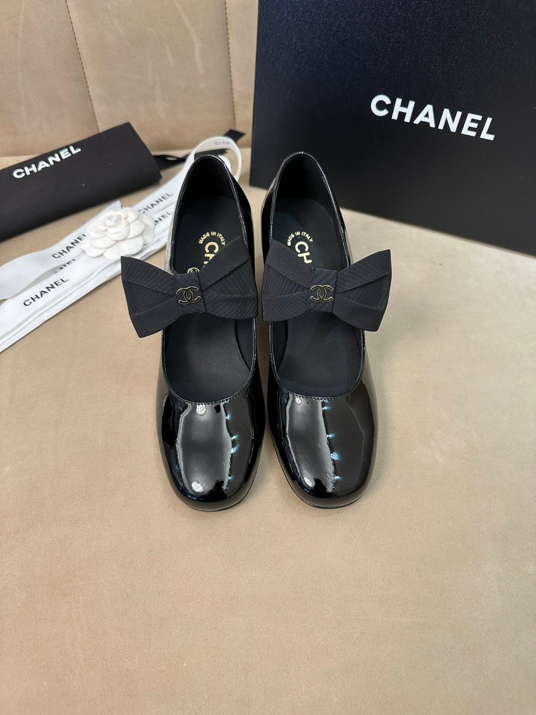 CHANEL G45356 MARY JANES Patent Calfskin & Grosgrain Black