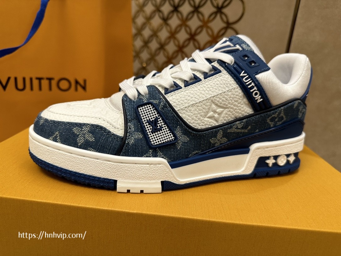 Louis Vuitton 1AC2AO LV Trainer Sneaker