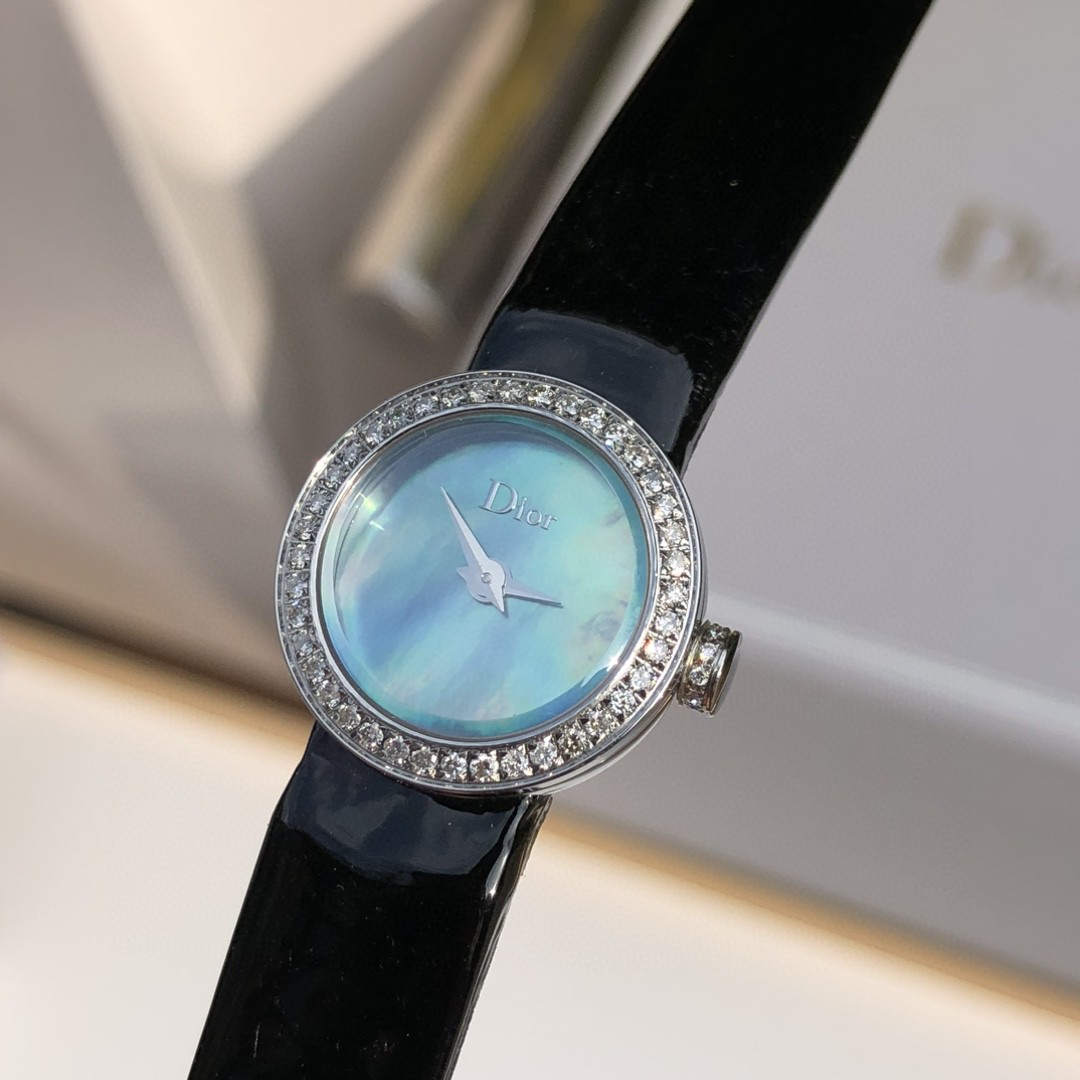 Christian Dior Mini D de Dior Satine 19