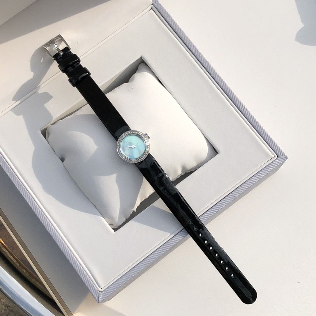 Christian Dior Mini D de Dior Satine 19
