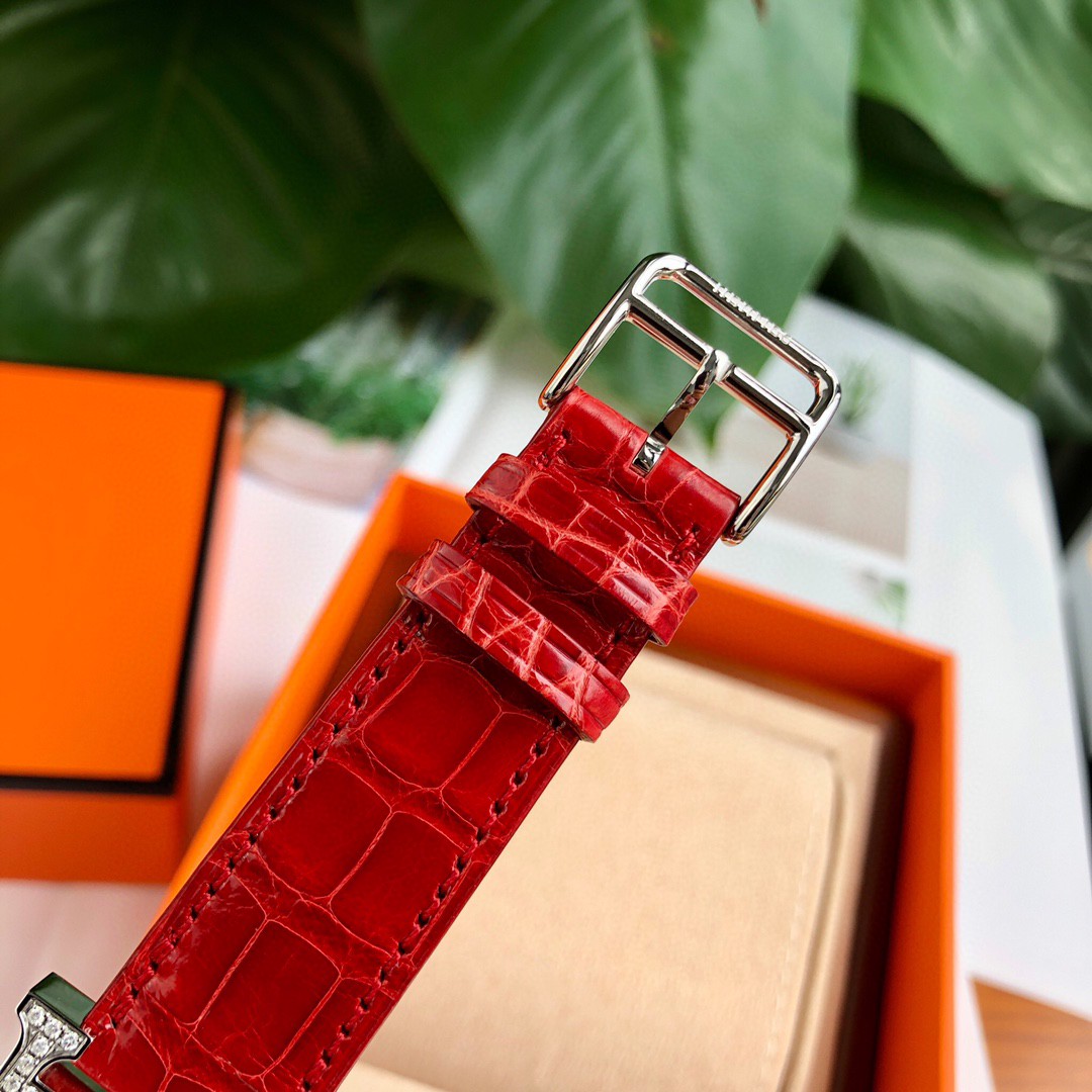 Hermes H Hour W036818WW00 Medium MM 26mm
