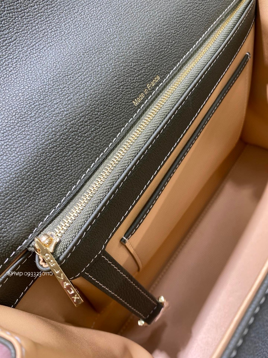 Delvaux Brillant MM Surpiqué grained Calf leather Khaki