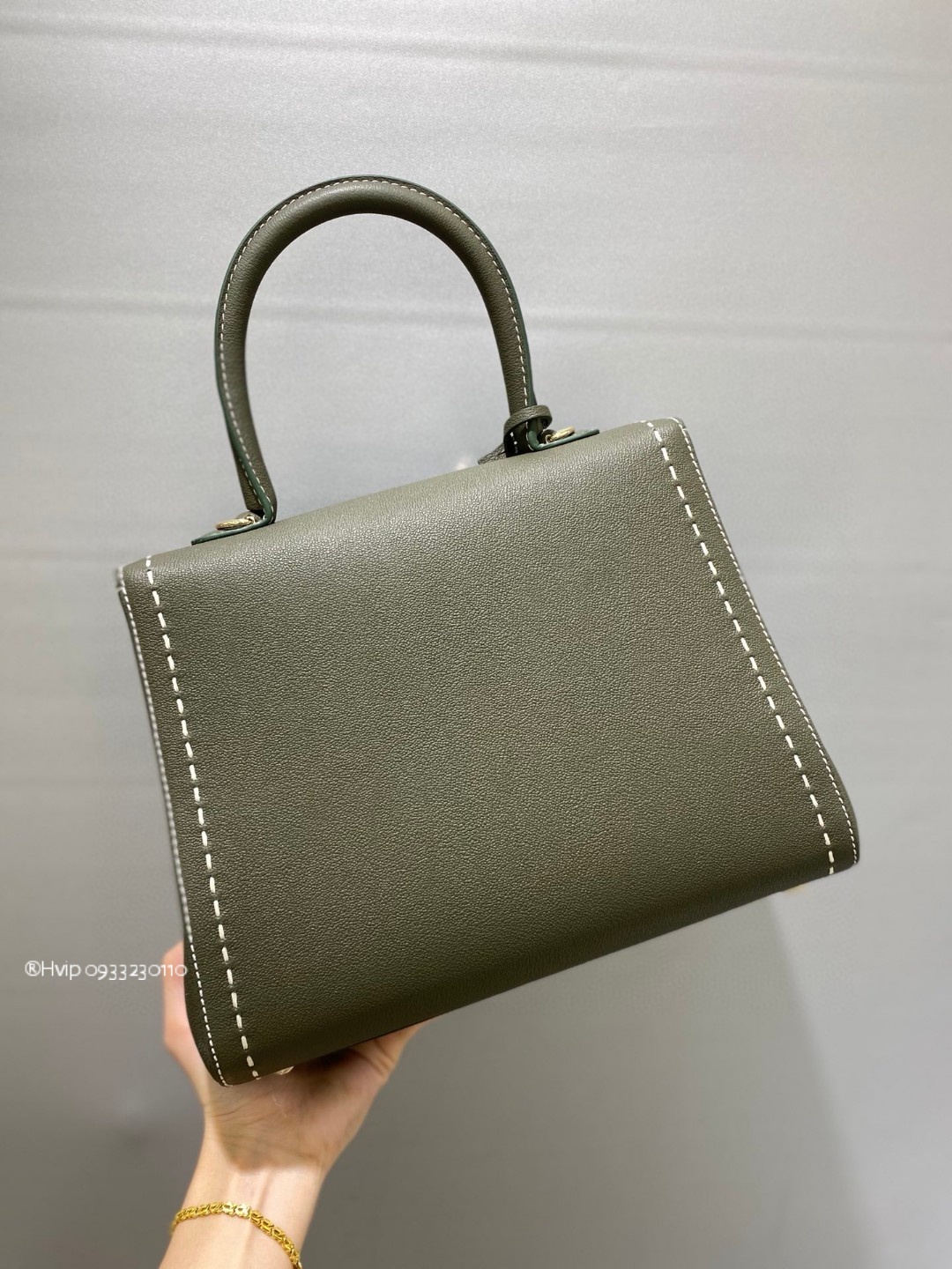 Delvaux Brillant MM Surpiqué grained Calf leather Khaki
