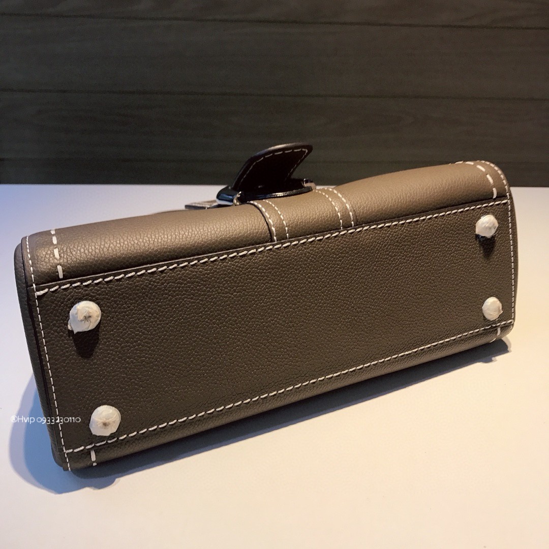 Delvaux Brillant PM Surpiqué grained Calf leather gris Etoupe