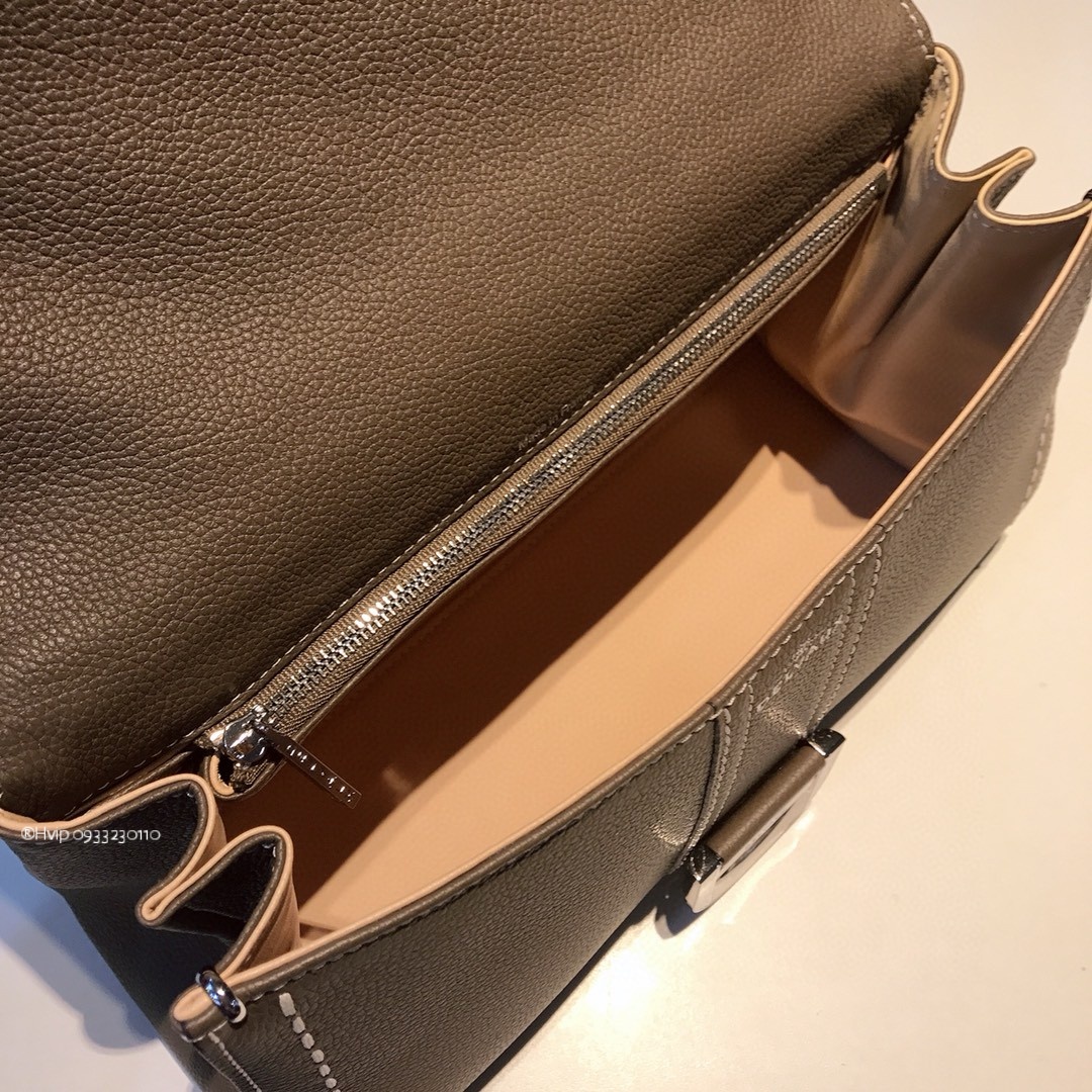 Delvaux Brillant PM Surpiqué grained Calf leather gris Etoupe