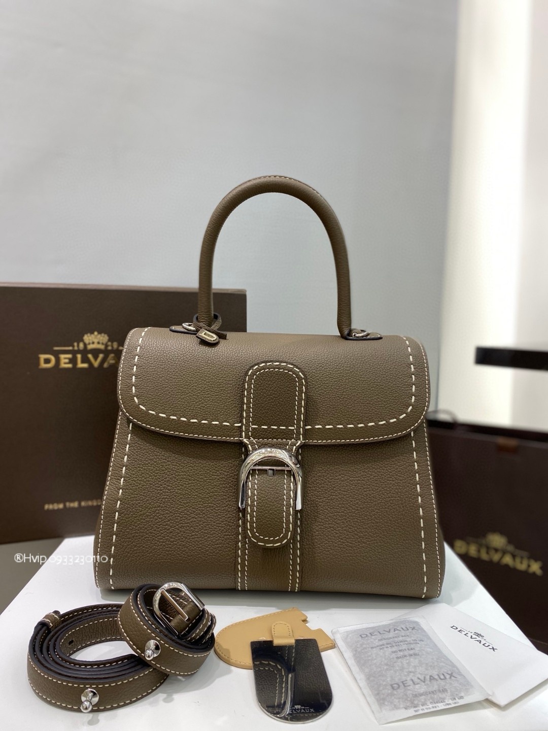 Delvaux Brillant MM Surpiqué grained Calf leather gris etoupe