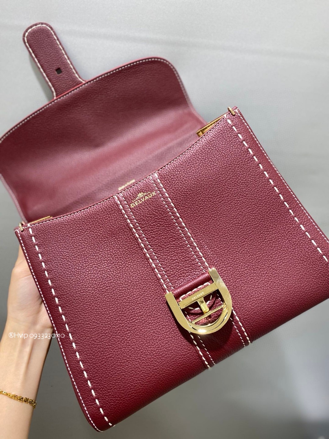 Delvaux Brillant MM Surpiqué grained Calf leather Bordeaux