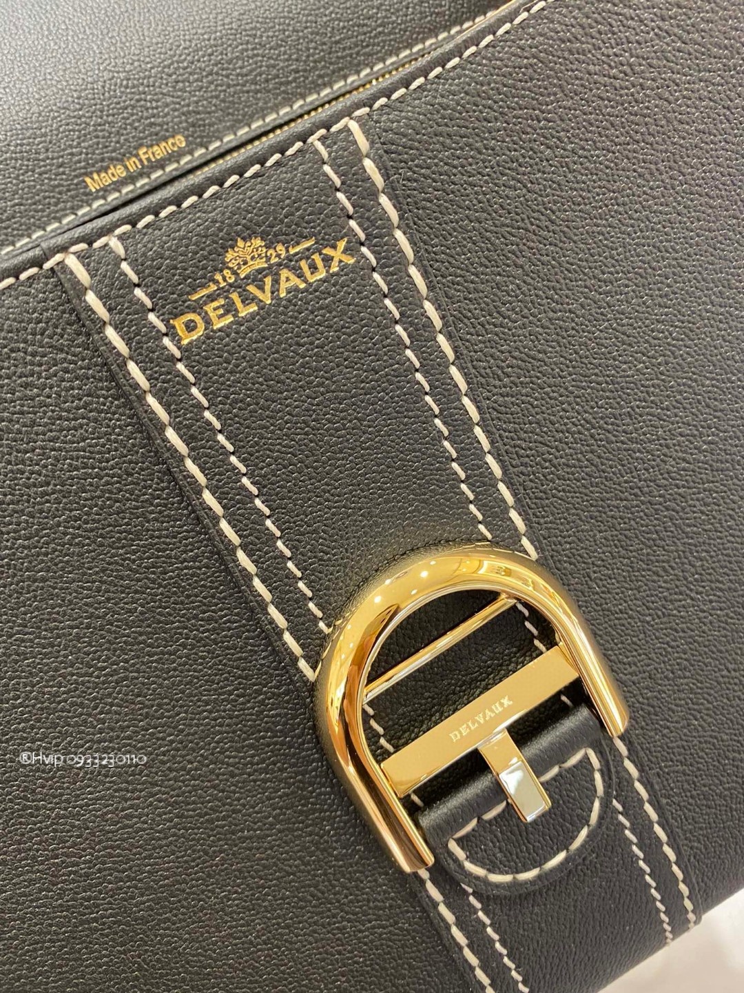 Delvaux Brillant MM Surpiqué grained Calf leather black