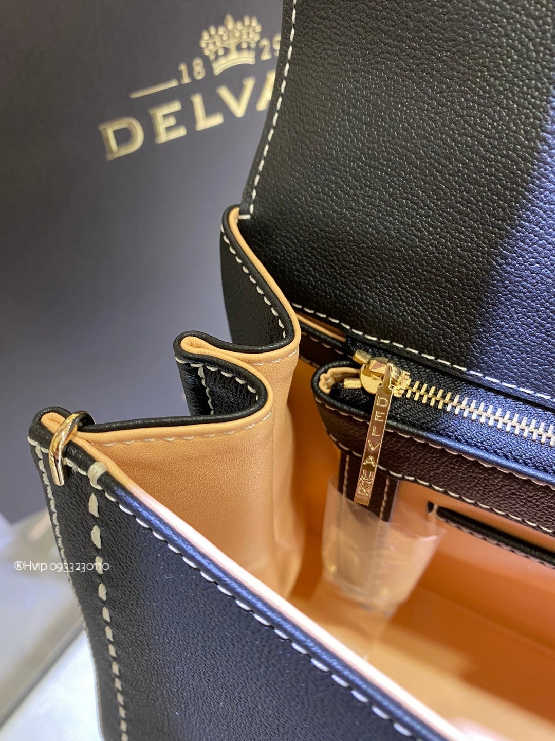 Delvaux Brillant MM Surpiqué grained Calf leather black