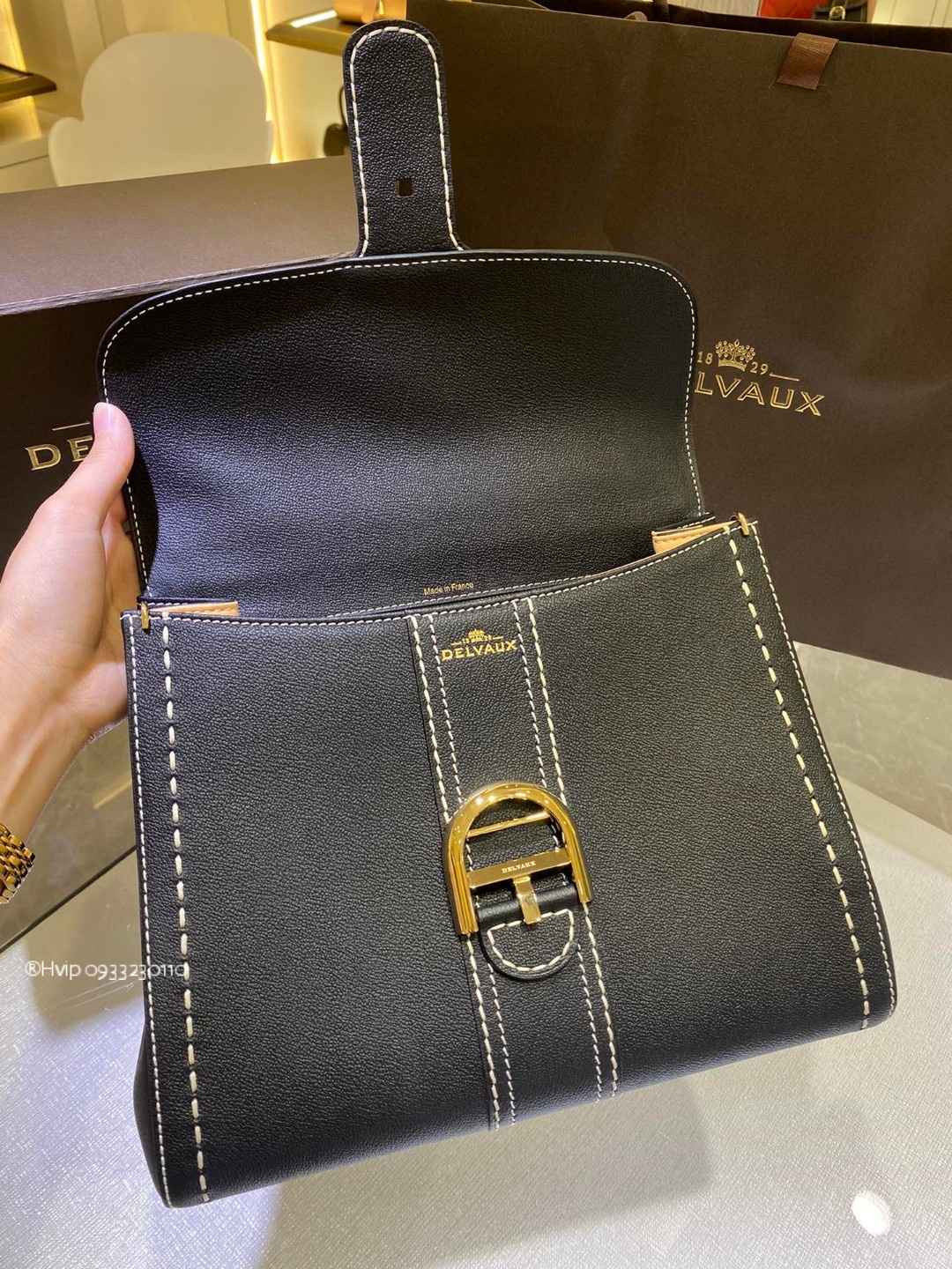 Delvaux Brillant MM Surpiqué grained Calf leather black