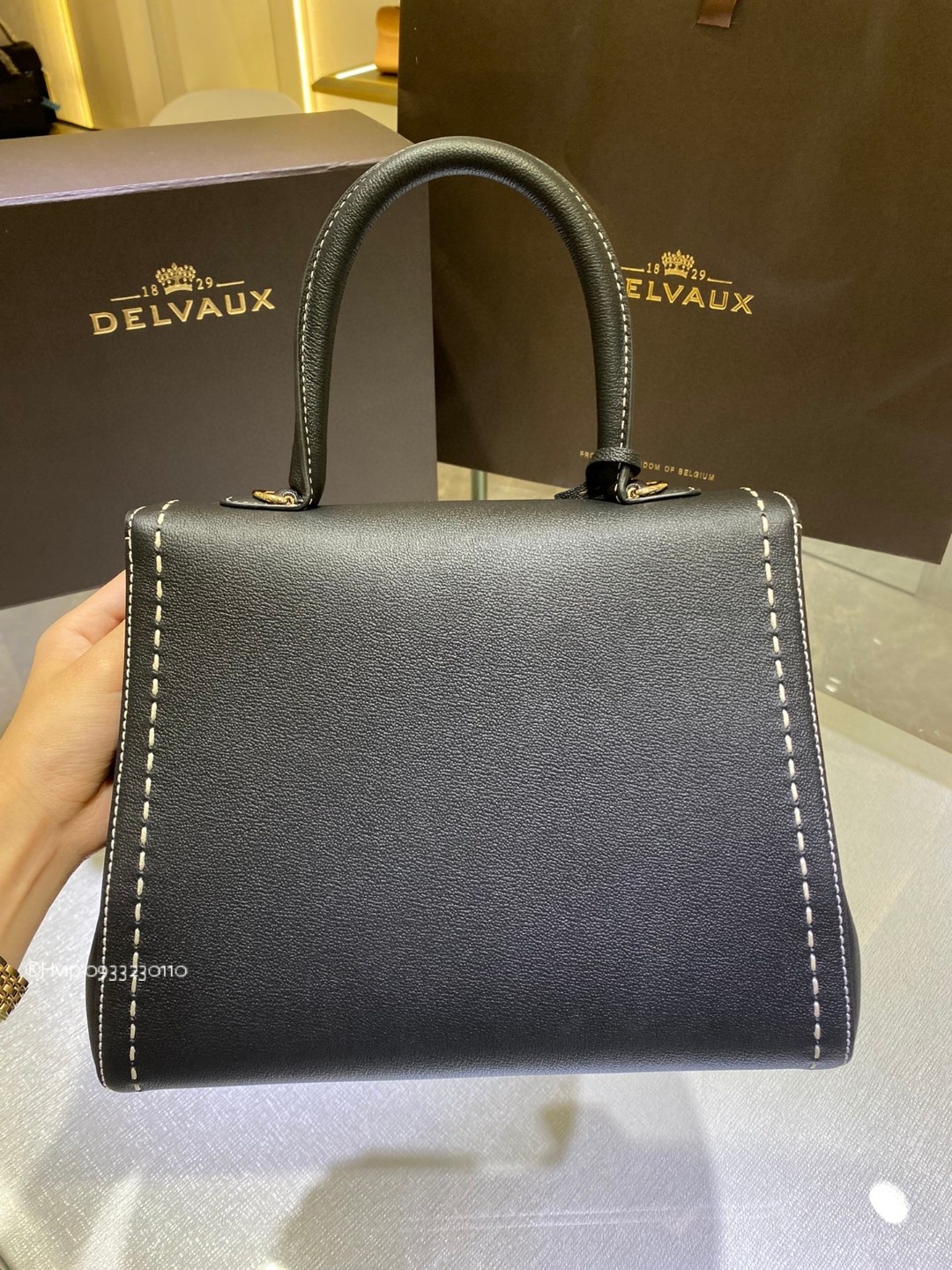 Delvaux Brillant MM Surpiqué grained Calf leather black