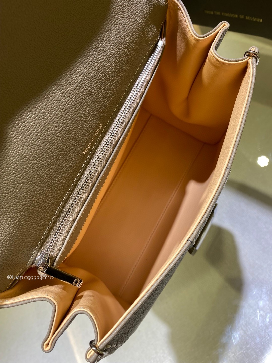 Delvaux Brillant MM Surpiqué grained Calf leather Tourterelle I - Ivory