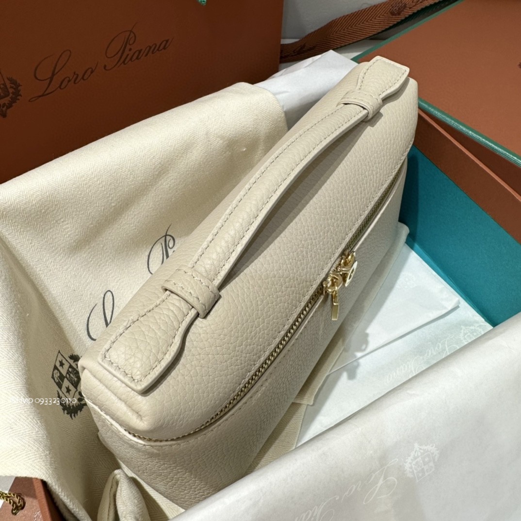 Loro Piana Extra Pocket L19 Grained Calfskin FAN4045 Sunday Morning (20C2)