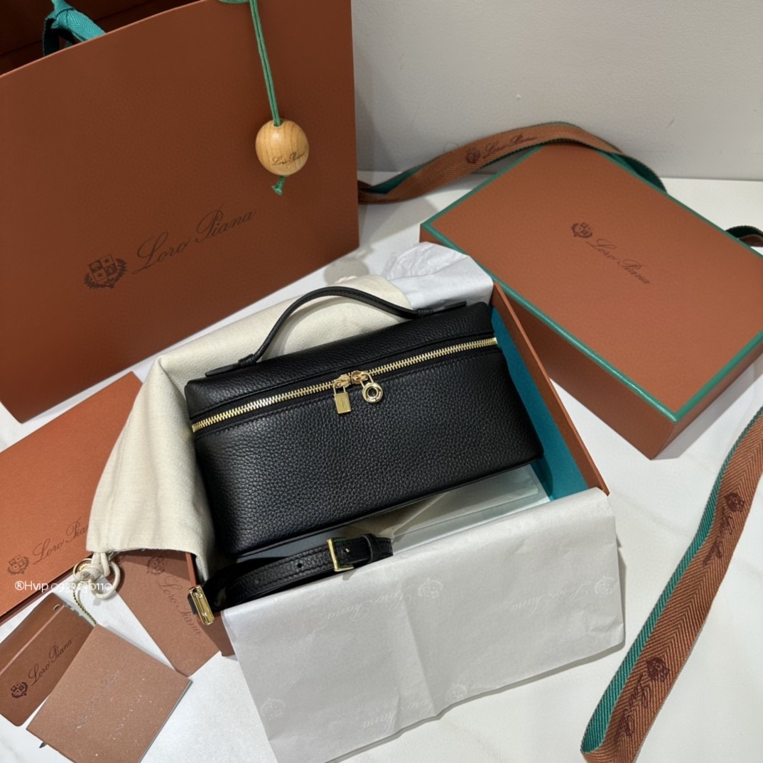 Loro Piana Extra Pocket L19 Grained Calfskin FAN4045 black (8000)